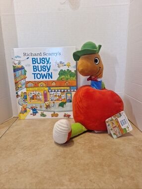Richard Scarry Busy, Busy Town Book And Kohl's Lowly Worm Plush NWT
